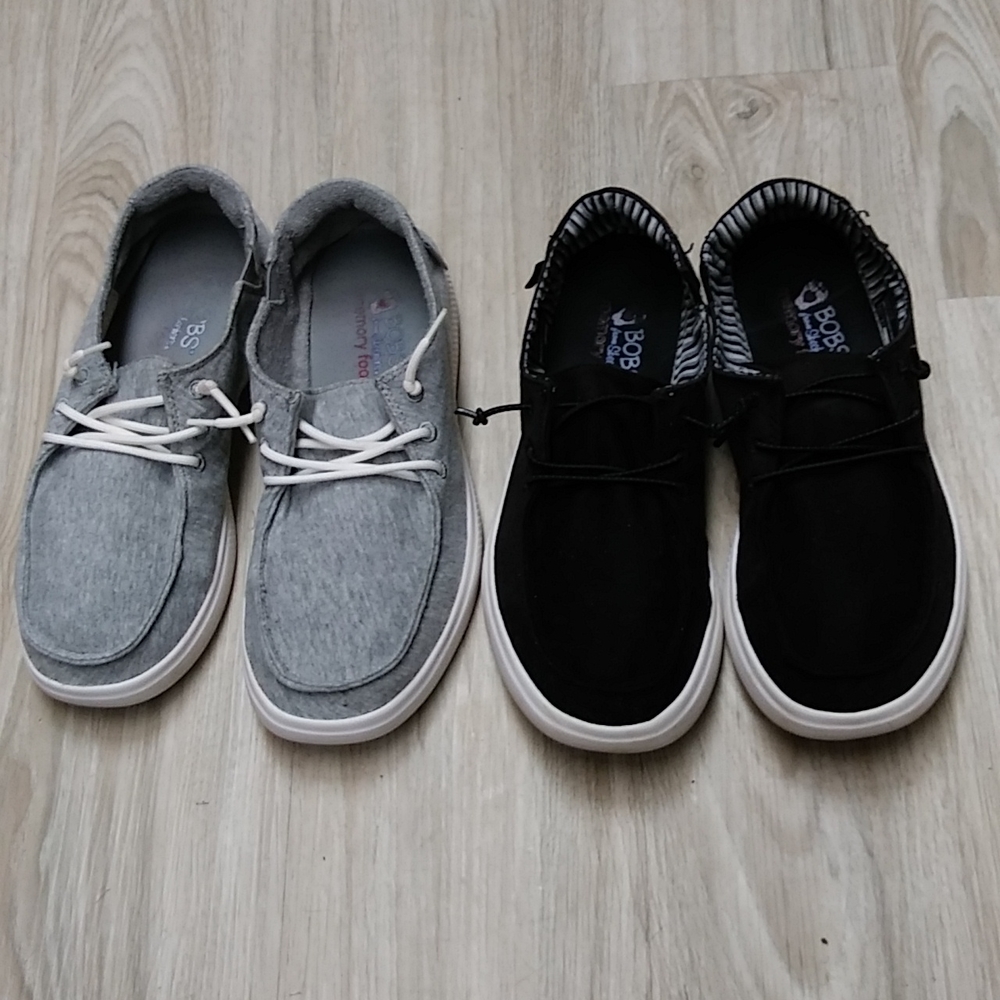Bobs by Skechers 2 pair mens